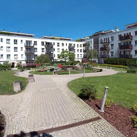 - Aparts Wilanow Ledochowska * Warschau