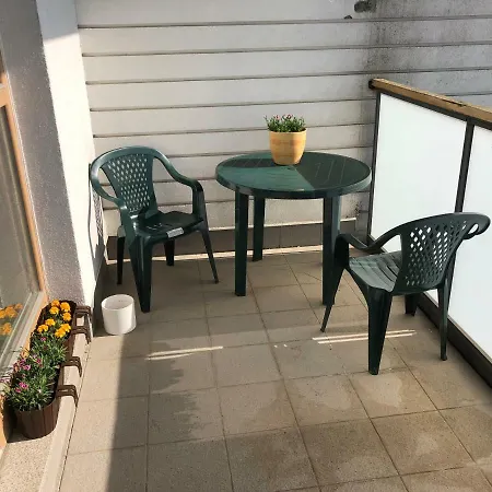 Apartment - Aparts Wilanow Ledochowska