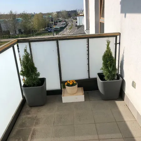 - Aparts Wilanow Ledochowska Apartment Warschau