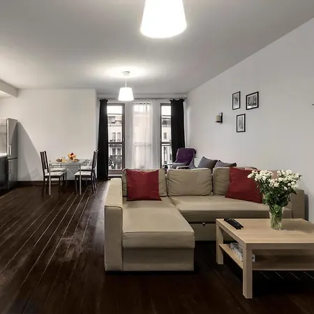 Apartment - Aparts Wilanow Ledochowska